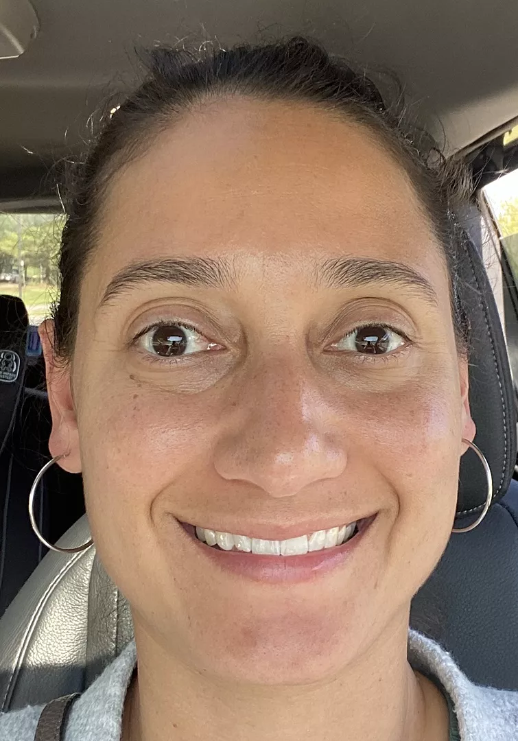 Marlyn M. review photo